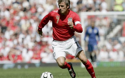 四喜娱乐精华-久保建英这盘带过人如麻