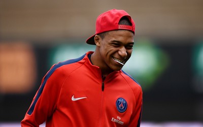 四喜娱乐快讯-萨内社交媒体晒照